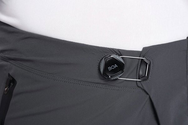 100% Ανδρικά σορτς 100% CELIUM Shorts ανθρακί μέγεθος 30 (44 EUR) (NEW 2022)