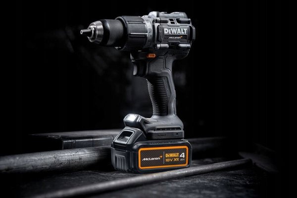18v xr δράπανο-κατσαβίδι με κρούση 1x4ah mclaren