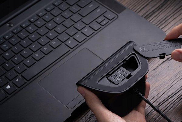 8BitDo Ultimate Ενσύρματο Χειριστήριο 3-Λειτουργιών, Μαύρο, Xbox / PC / Android