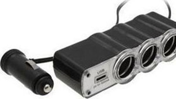 Alburnus Skirstytuvas 3 lizdų 12V USB