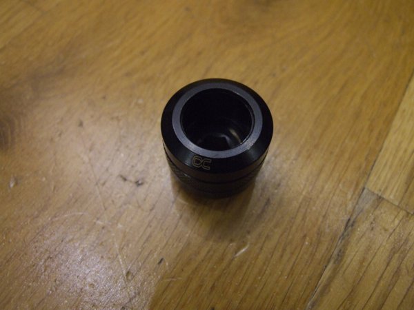 Alphacool Eiszapfen Pro Σύνδεσμος Hardtube 16mm για Σωλήνες G1/4 - Μαύρο
