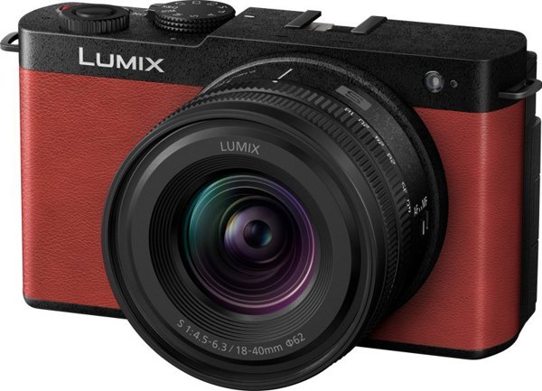 Φωτογραφική μηχανή Panasonic Lumix S9 κόκκινη + 18-40mm f/4.5-6.3 (DC-S9NE-R)