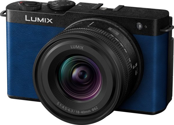 Φωτογραφική μηχανή Panasonic Lumix S9 μπλε + 18-40mm f/4.5-6.3 (DC-S9NE-A)