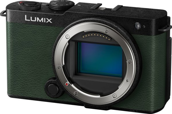 Φωτογραφική μηχανή Panasonic Lumix S9 πράσινη (DC-S9E-G)