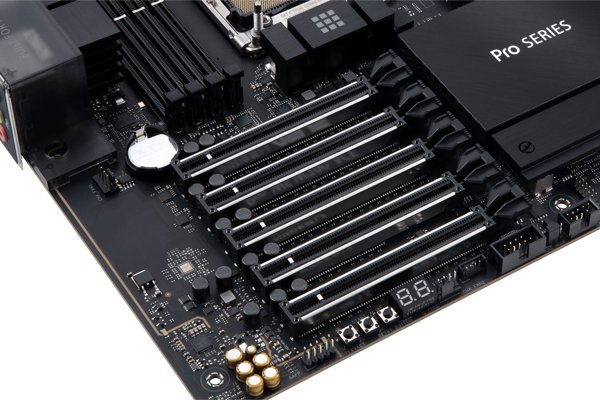 Asus PRO WS W790-ACE