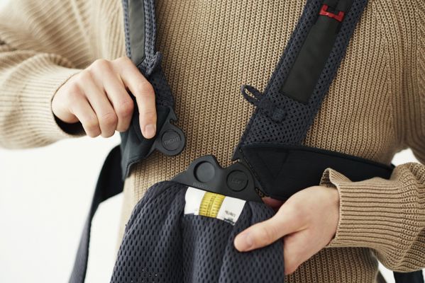 BabyBjorn BABYBJÖRN - Baby Carrier MINI 3D Mesh, Greige