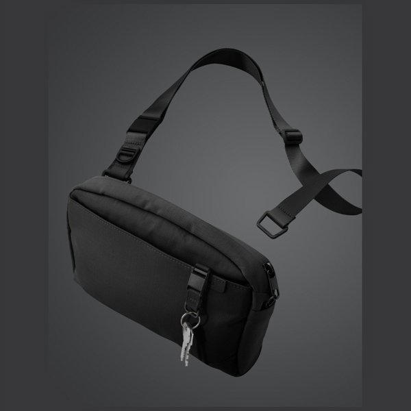 UNIQ Arden Sling Bag 2L, Αδιάβροχη Τσάντα Ώμου από Ανακυκλωμένο Ύφασμα με Αντικλοπτικό Κλείδωμα, Μαύρο