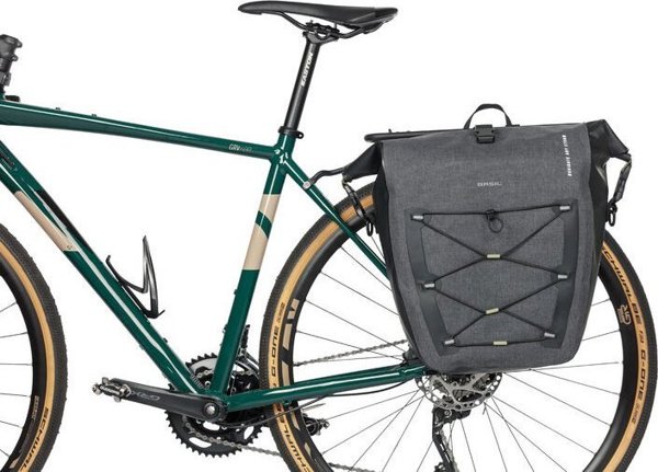 Basil Μονή τσάντα BASIL NAVIGATOR STORM SINGLE PANNIER BAG L 25-31 L, Hook On System, αδιάβροχη, γκρι μαύρο (NEW 2024)