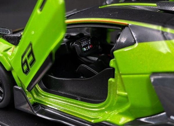 Bburago BBURAGO 1:24 automodelis Lamborghini Essenza SCV12, 18-28023
