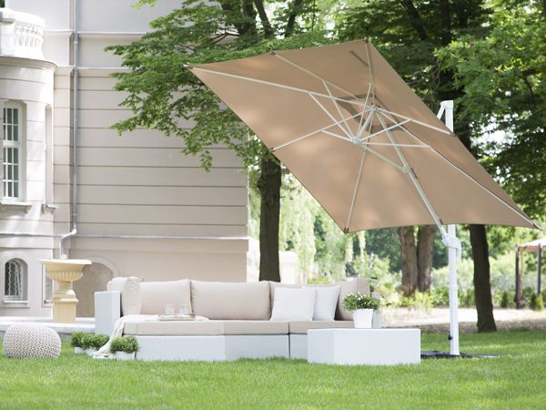 Beliani Ομπρέλα Κήπου Monza Τετράγωνη 250x250 cm, Χρώμα Άμμος