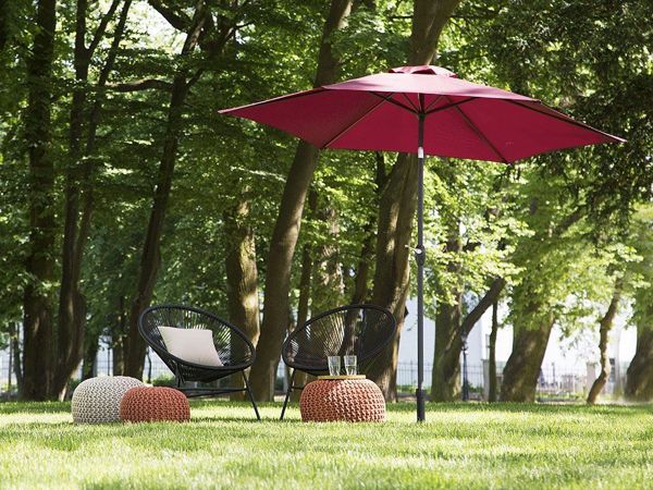 Ομπρέλα Beliani Garden 270 cm μπορντό VARESE (85657) 8397518 4260602371076
