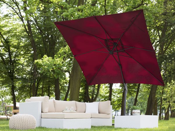 Beliani Ομπρέλα Κήπου Monza 250x250 cm, Τετράγωνη με Μπούμα, Μπορντό