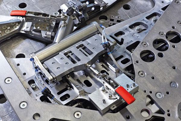 Bessey Οριζόντιος Σφιγκτήρας Κοντής Δράσης STC-IHH25, Ρυθμιζόμενος 225-245mm