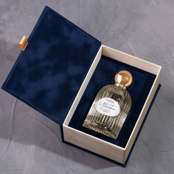 ΒΙΒΛΙΟΘΗΚΗ ΑΡΩΜΑΤΩΝ Ultimatum EDP spray 100ml
