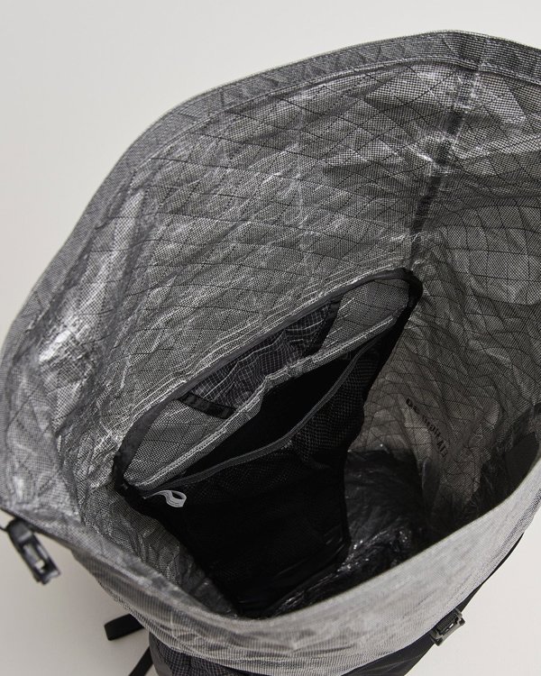Black Diamond Beta Light 30 backpack, medium