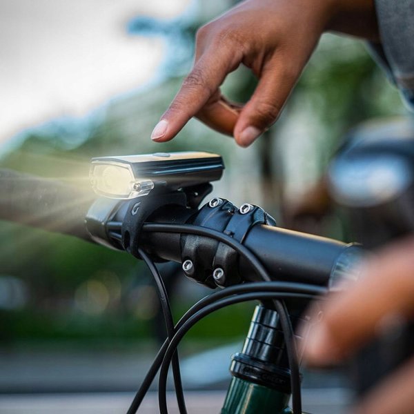 Blackburn Σετ φώτων BLACKBURN DAYBLAZER εμπρός 550 lumens, ΚΛΙΚ USB πίσω (ΝΕΟ)