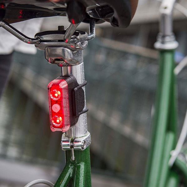 Σετ φώτων Blackburn DAYBLAZER μπροστά 400 lumens, πίσω 65 lumens (DWZ)