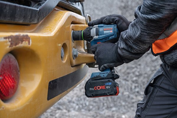 Bosch GDS 18V-750 C Επαγγελματικό Μπουλονόκλειδο Μπαταρίας 1/2" 750Nm με 2 Μπαταρίες 8.0Ah & Bluetooth Connectivity