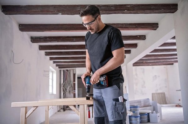 Bosch BOSCH. GSR 18V-90 FC SOLO SCREWDRIVER 2xGFA LB