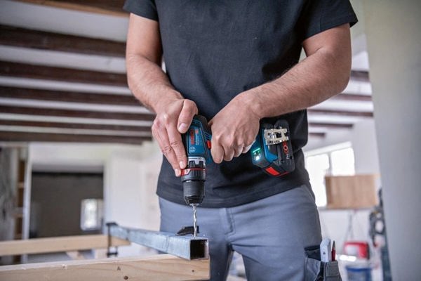 Bosch BOSCH. GSR 18V-90 FC SOLO SCREWDRIVER 2xGFA LB