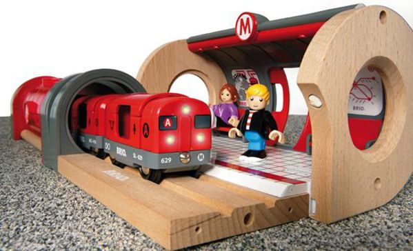 Σετ Σιδηροδρόμου Brio Metro (33513) 1000936 7312350335132