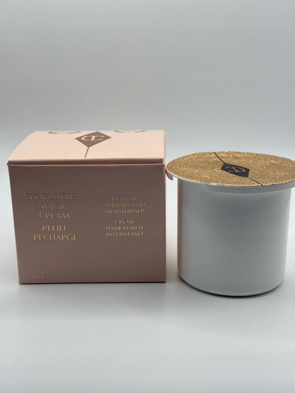 Charlotte Tilbury, Magic, Hyaluronic Acid, Moisturizing, Cream, For Face, SPF 15, Refill, 150 ml For Women