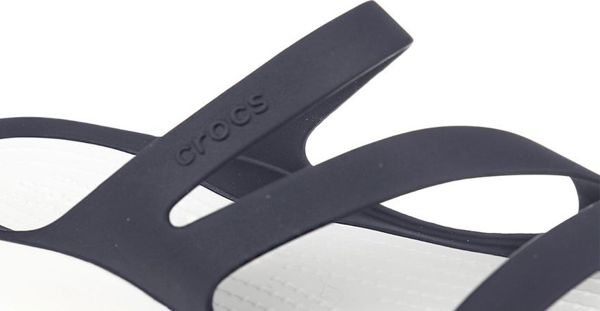 Crocs Klapki Crocs Swiftwater Sandal 203998-462 - 36/37