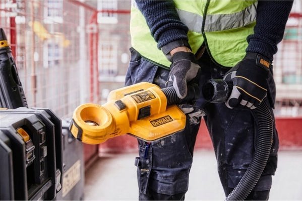 Dewalt DEWALT. UNIVERSAL DUST EXTRACTION SYSTEM DWH050