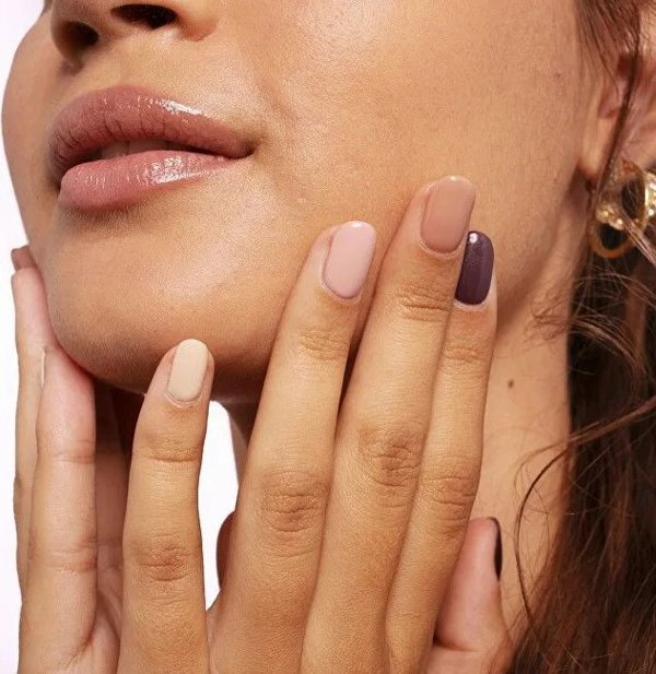 Καλυπτική κρέμα BB προσώπου Erborian Nude, 15 ml