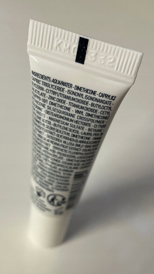 Καλυπτική κρέμα BB προσώπου Erborian Nude, 15 ml