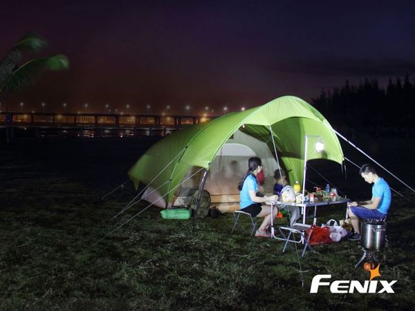 Φακός LED Fenix CL30R