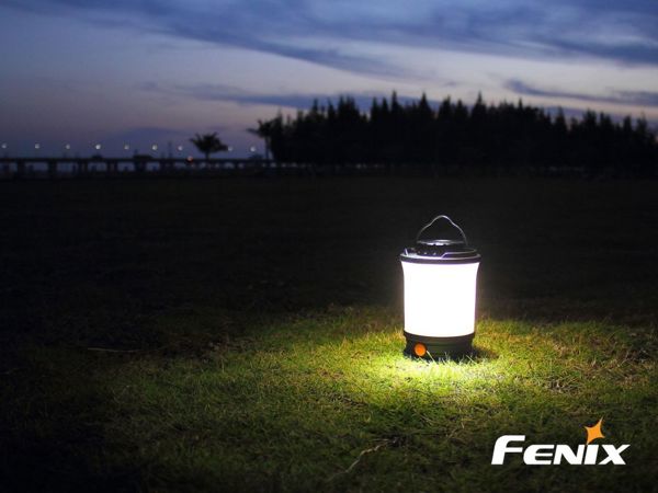 Φακός LED Fenix CL30R