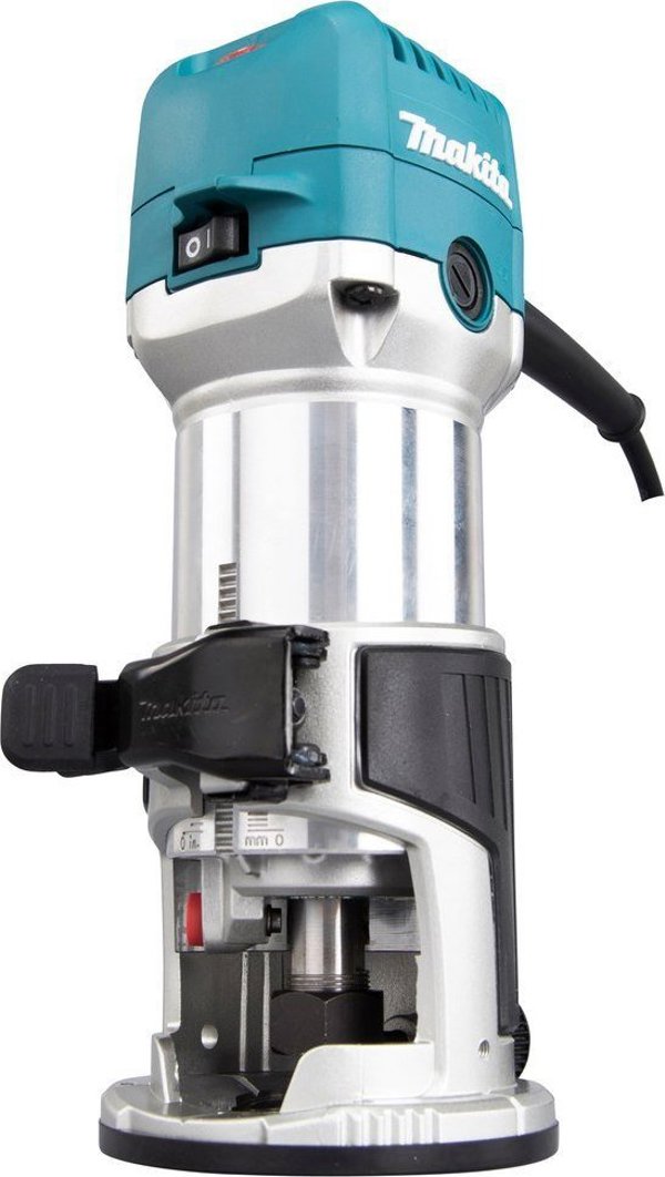 Φρέζα MAKITA RT0702C 710 W
