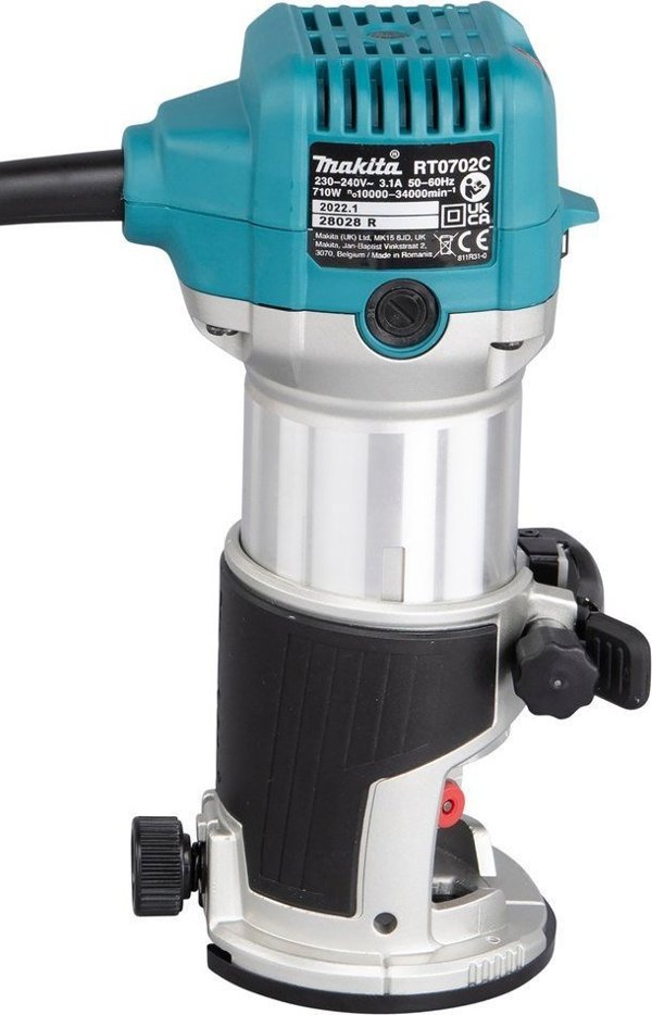 Φρέζα MAKITA RT0702C 710 W