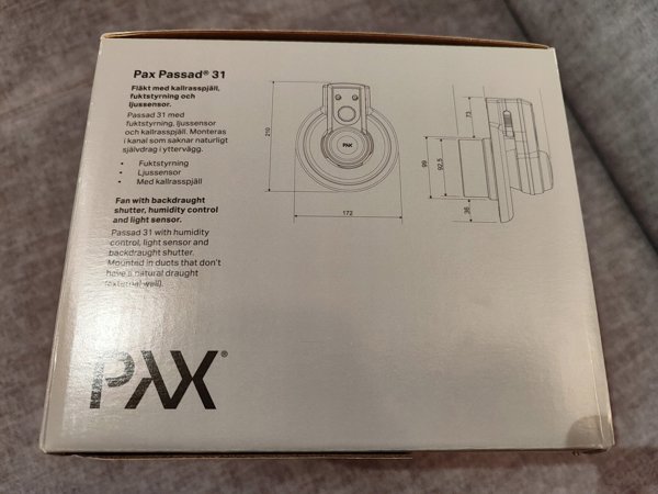 FRESH Ανεμιστήρας Pax Passad 31 για τοίχο με προστασία από τον άνεμο, έλεγχο υγρασίας, αισθητήρα PIR και χρονοδιακόπτη μέσω αισθητήρα PIR. Ροή αέρα 95m³/h, διαστάσεις Ø172x210/Ø100mm