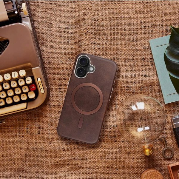 Θήκη GENTLEMAN MAG COVER συμβατή με MagSafe για IPHONE 17 καφέ