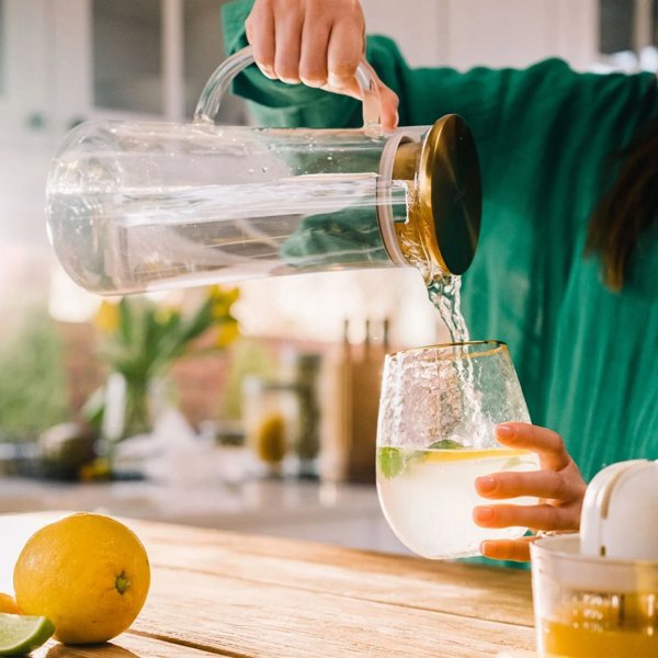 Γυάλινη κανάτα Homla MINTA, 1.3 l