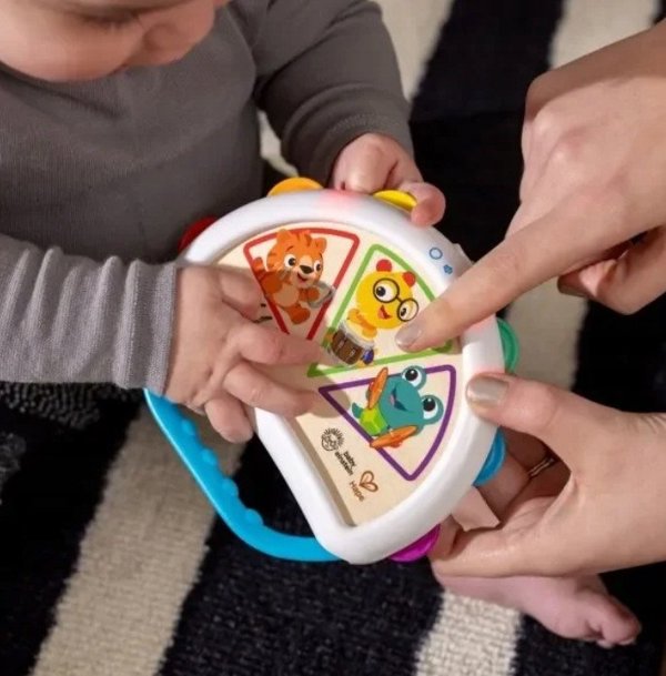 Hape Magic Touch Tambourine – Ξύλινο Μουσικό Παιχνίδι με Τεχνολογία Αφής για Παιδιά