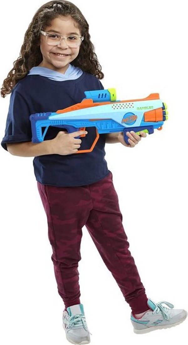 Ο εκτοξευτής Hasbro Nerf blaster Elite JR Rookie Pack 32 γύρους στοχεύει το ZA5180