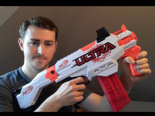 Σετ Μεγάλο Αυτόματο Πιστόλι Nerf Ultra Focus + σφαίρες από φελιζόλ ZA5182