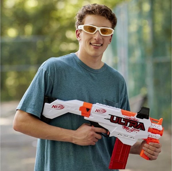 Σετ Μεγάλο Αυτόματο Πιστόλι Nerf Ultra Focus + σφαίρες από φελιζόλ ZA5182