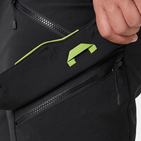 Helly Hansen Σορτς HELLY HANSEN Magni Evo CNCT Cargo, μαύρο C64