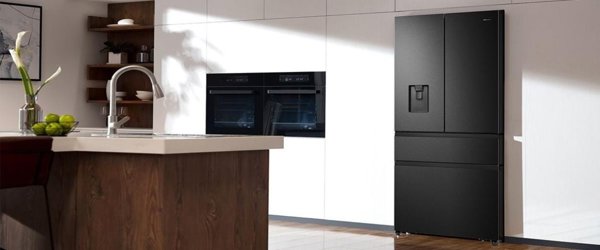 Hisense NoFrost 480 L ύψος 182 cm μαύρο - SBS ψυγείο