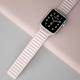 Μαγνητικό λουράκι Hurtel για Watch 6 / 5 / 4 / 3 / 2 / SE (44mm / 42mm) μαγνητικό βραχιόλι καφέ