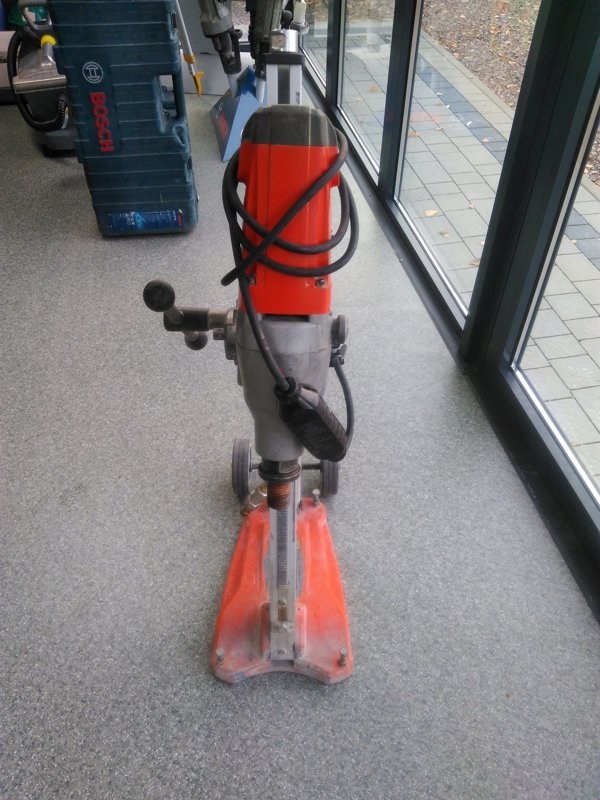 Husqvarna Τρυπάνι με βάση HUSQVARNA DMS 240