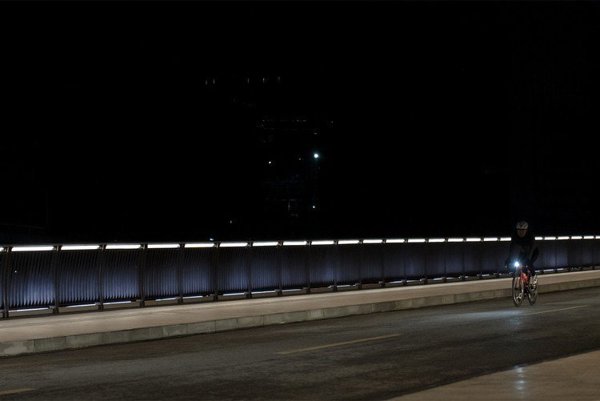 iGPSport iGPSPORT Μπροστινό φως VS1200 με βάση M80