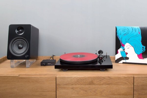 ΟΔΗΓΟΣ KANTO AUDIO 5.25" - ΕΝΕΡΓΑ ΗΧΕΙΑ ΜΕ BLUETOOTH® ΚΑΙ ΠΡΟΕΝΙΣΧΥΤΗ PHONO - ΜΑΤ ΜΑΥΡΟ (ΠΕΡΙΛΑΜΒΑΝΟΝΤΑΙ ΚΑΛΩΔΙΑ ΡΕΥΜΑΤΟΣ ΤΥΠΟΥ F & G)