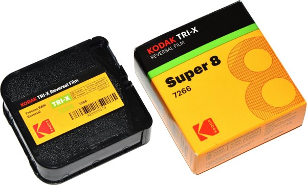 Kodak Φιλμ Super 8 Tri-X 200D / 160T, Ασπρόμαυρο Φιλμ για Κινηματογραφική Κάμερα