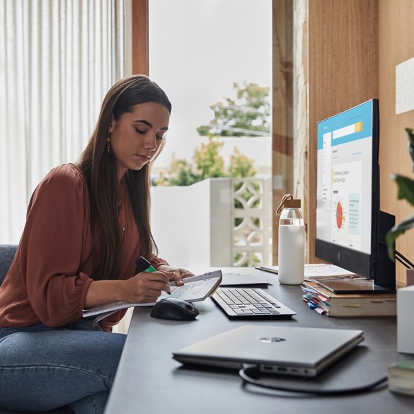 Υπολογιστής HP HP ProOne 440 G9 Intel Core i7 i7-14700T 60,5 cm (23.8") 1920 x 1080 px All-in-One PC 32 GB DDR5-SDRAM 1 TB SSD Windows 11 Pro Wi-Fi 6E (802.11ax) Μαύρο