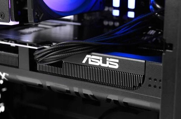 Komputronik Ultimate R570 [F21] Ryzen 5 | RTX 5070 | 64GB | 2TB | W11 Pro